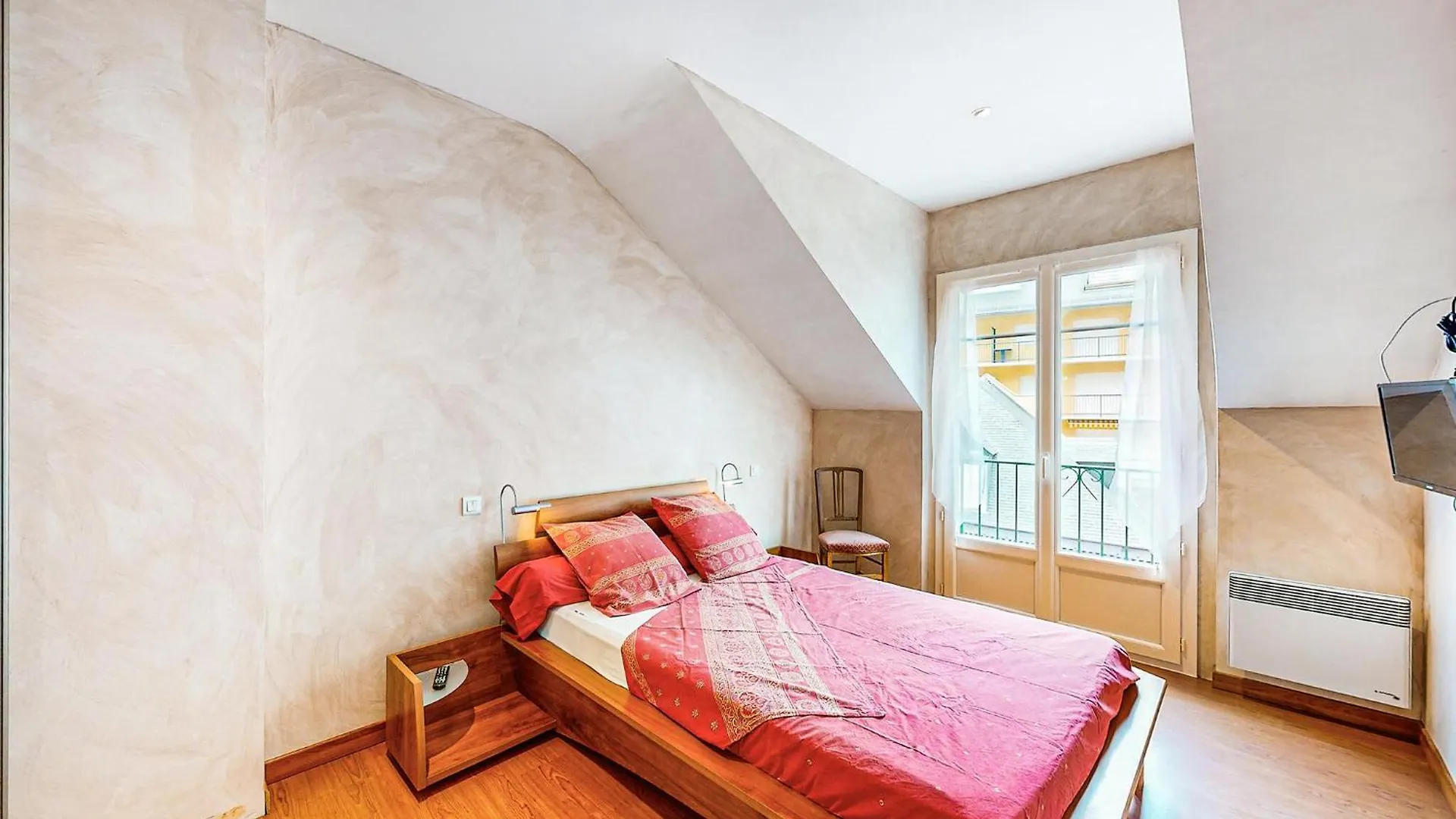 3 Bedroom Nice Apartment In Cauterets France