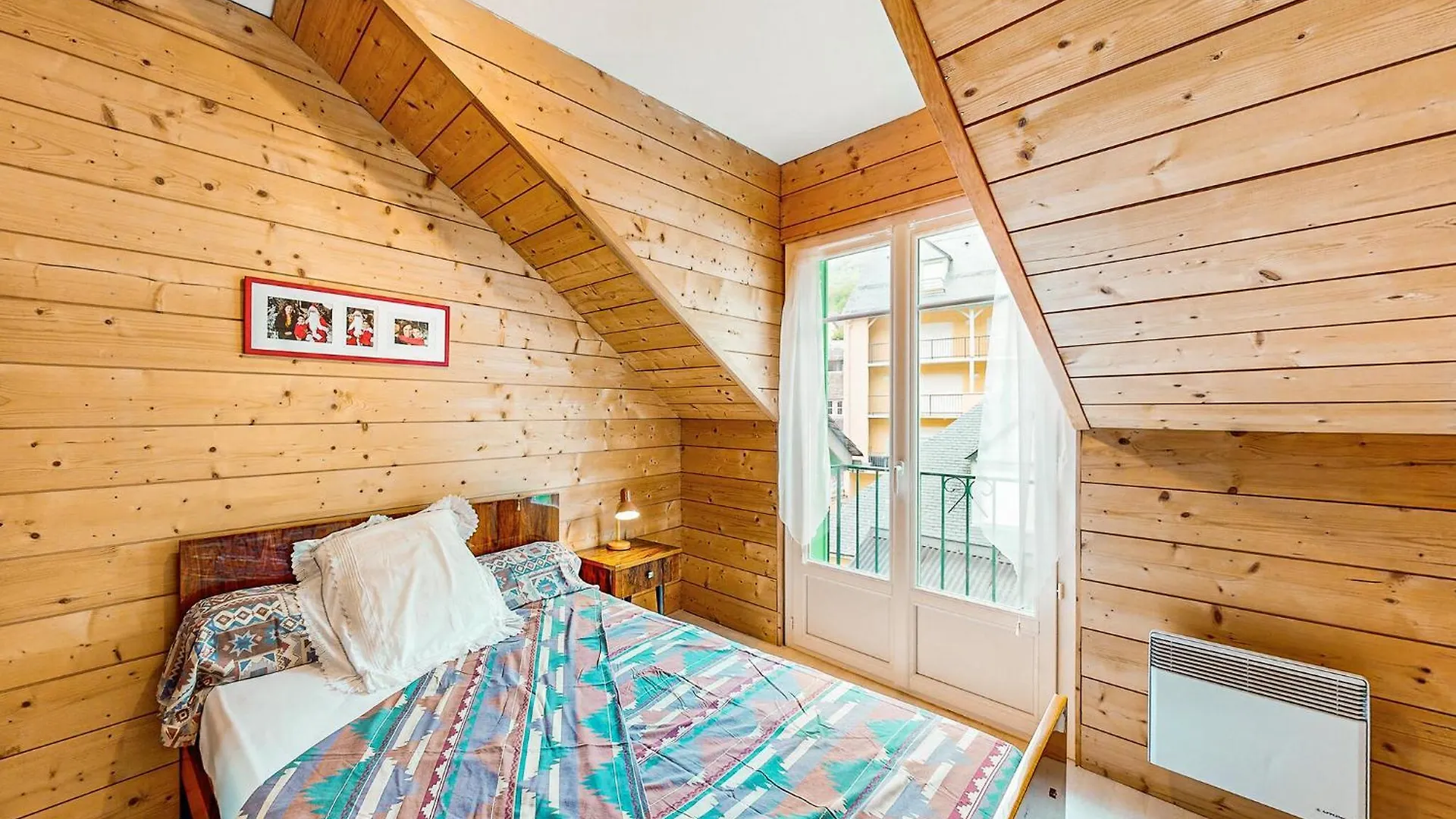 3 Bedroom Nice Apartment In Cauterets