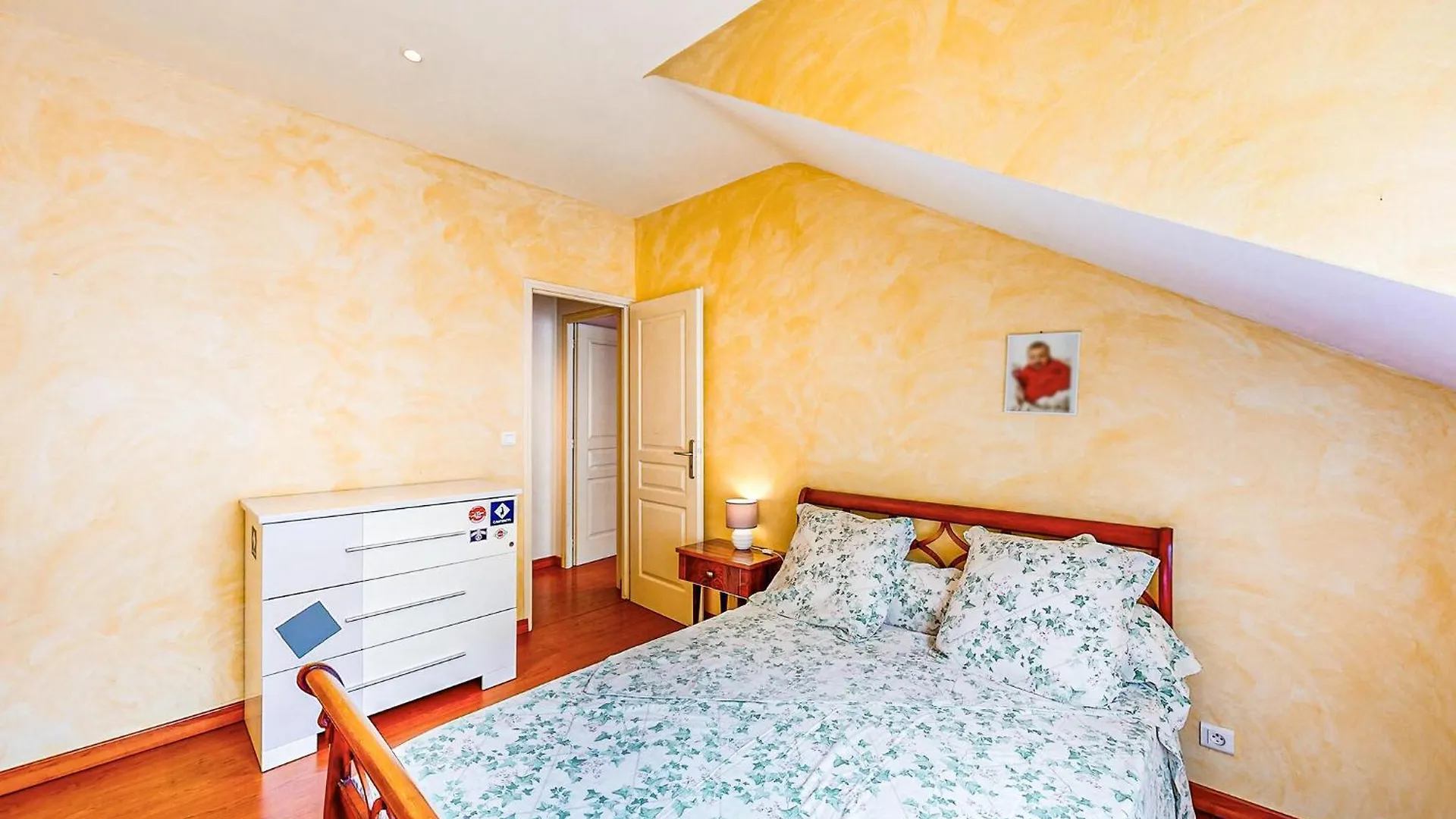 3 Bedroom Nice Apartment In Cauterets